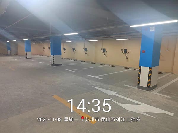 道路劃線，車位劃線，停車位劃線