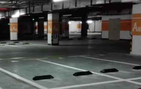蘇州停車位劃線一個的價格多少？可以找飛揚(yáng)市政價格合理