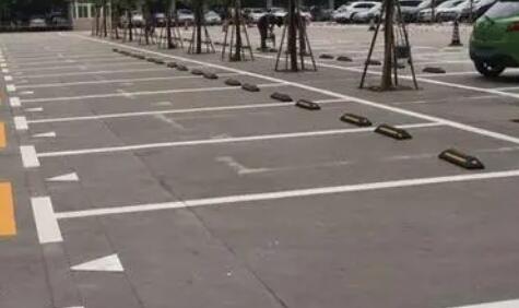 淮南有專業(yè)做車位畫線的嗎？飛揚為您提供優(yōu)質解決方案！