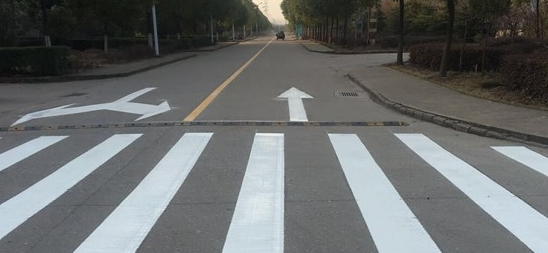 蘇州廠區(qū)道路標(biāo)識(shí)劃線？找飛揚(yáng)市政