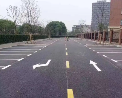 蘇州學(xué)校道路劃線專(zhuān)業(yè)施工，打造安全校園交通